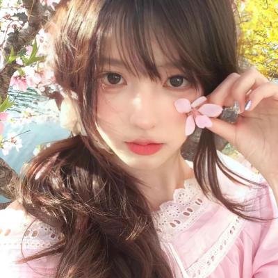 百里莲花并蒂开